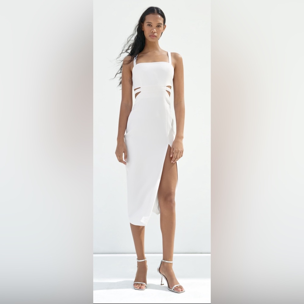 Zara. White. MIDI DRESS WITH CUT-OUT DETAIL. Size Medium